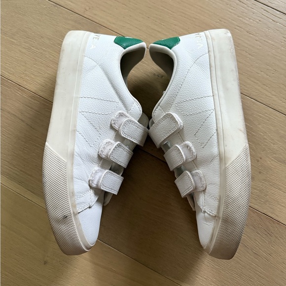 Veja Recife White Velcro Sneakers - Picture 3 of 7